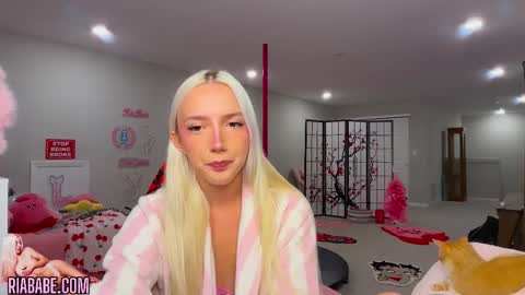 ria  online show from 14, 10, 2025