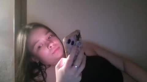 Snapshot of rialowelyt chatting on 25, 5, 2026 RiaLowelyt online show from 25, 5, 2026