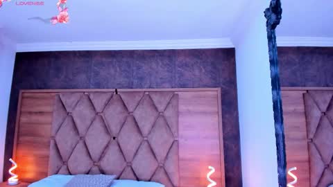 Riana online show from 3, 11, 2025