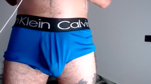 Snapshot of riancum chatting on 1, 3, 2026 juan online show from 1, 3, 2026