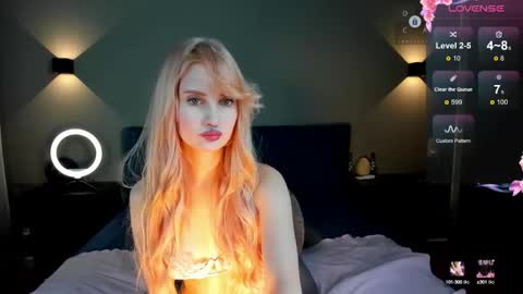 Ria Woods online show from 26, 9, 2025