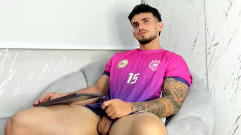 ricardogonzalez666 online show from 8, 3, 2026