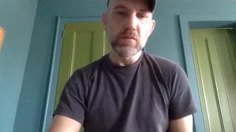 Snapshot of richheader chatting on 9, 4, 2026 richheader online show from 9, 4, 2026