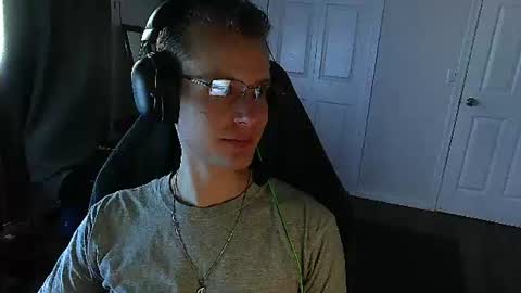 Snapshot of rickgosling chatting on 14, 6, 2026 rickgosling online show from 14, 6, 2026