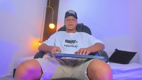 Ricky  online show from 5, 2, 2025