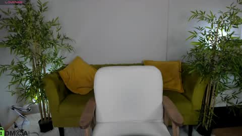 Snapshot of riddle_layla chatting on 30, 4, 2026 Layla online show from 30, 4, 2026