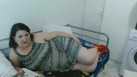 Snapshot of ridemerafsuzana chatting on 6, 1, 2025 Ridemeraf online show from 6, 1, 2025
