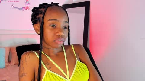 Snapshot of rihana_hot01 chatting on 6, 2, 2025 ri ri online show from 6, 2, 2025