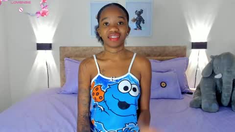 Snapshot of rihana_hot01 chatting on 17, 5, 2026 ri ri online show from 17, 5, 2026