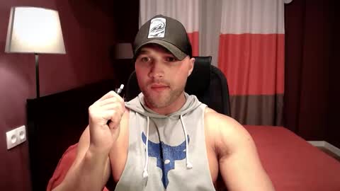 rikadler online show from 4, 11, 2025