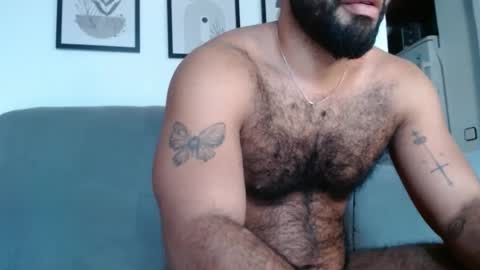 Snapshot of riko_wolf chatting on 8, 11, 2025 Riko online show from 8, 11, 2025