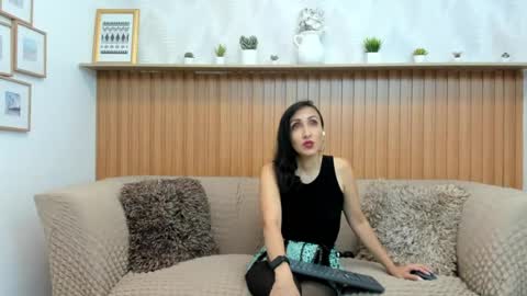 Oriana online show from 25, 6, 2026