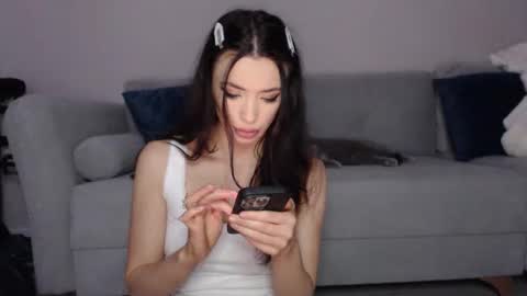 RileyEve online show from 4, 12, 2025