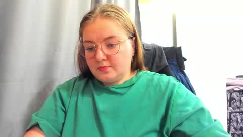 Snapshot of rina16 chatting on 29, 10, 2025 rina16 online show from 29, 10, 2025