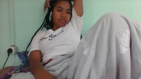 rinah856024 online show from 8, 10, 2025