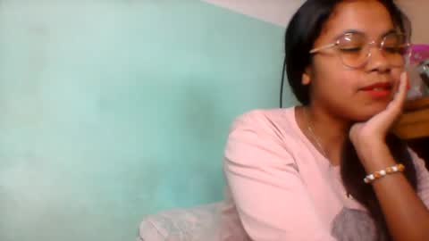 Snapshot of rinah856024 chatting on 15, 6, 2026 rinah856024 online show from 15, 6, 2026