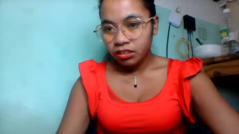 Snapshot of rinah856024 chatting on 1, 7, 2026 rinah856024 online show from 1, 7, 2026