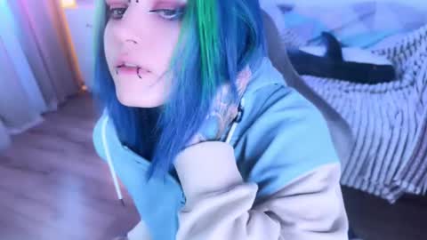   DianaBrite            fansl y online show from 1, 10, 2025