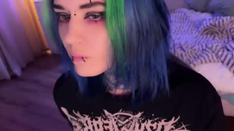   DianaBrite            fansl y online show from 16, 10, 2025