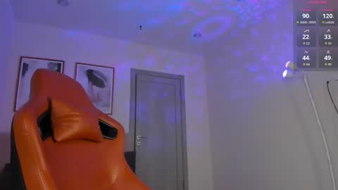 Snapshot of riri_kitten chatting on 8, 6, 2026 Rina dont forget to thumbs up me online show from 8, 6, 2026