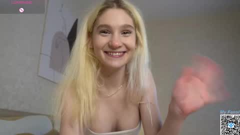 Flora online show from 15, 10, 2025