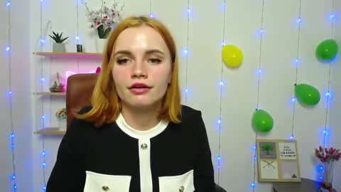 Snapshot of ritakiskis chatting on 19, 1, 2025 ritakiskis online show from 19, 1, 2025