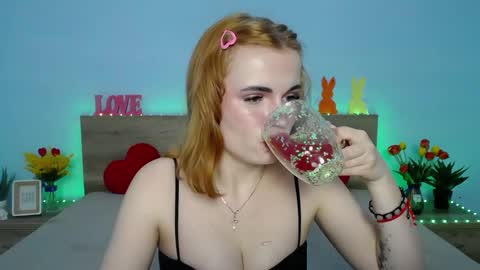 Snapshot of ritakiskis chatting on 8, 3, 2025 ritakiskis online show from 8, 3, 2025