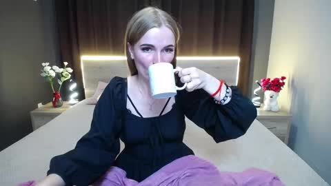 Snapshot of ritakiskis chatting on 16, 9, 2025 ritakiskis online show from 16, 9, 2025