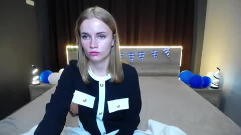 Snapshot of ritakiskis chatting on 24, 9, 2025 ritakiskis online show from 24, 9, 2025
