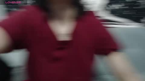 PeachSalinger online show from 20, 9, 2025