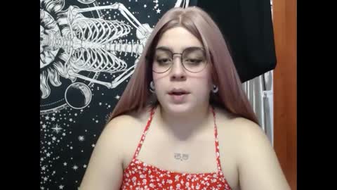 PeachSalinger online show from 2, 10, 2025