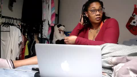 River Saint online show from 14, 2, 2025