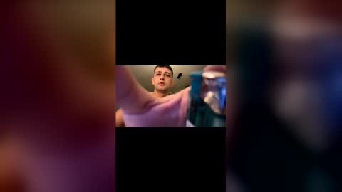 Snapshot of rj62027 chatting on 4, 12, 2025 rj62027 online show from 4, 12, 2025