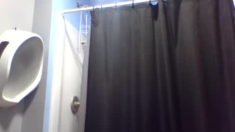 Snapshot of rmullet97 chatting on 18, 10, 2025 rmullet97 online show from 18, 10, 2025