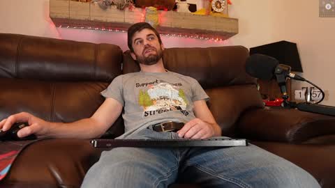 Snapshot of rndmzd chatting on 18, 12, 2024 Ryan aka KeylimeRy online show from 18, 12, 2024