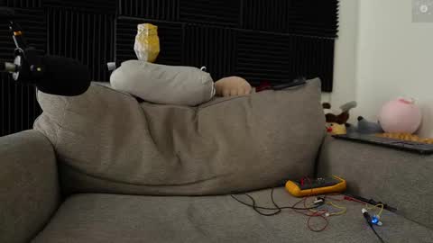 Ryan aka KeylimeRy online show from 14, 12, 2025