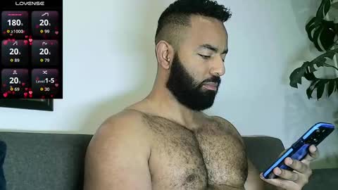 SebasRoa online show from 14, 10, 2025