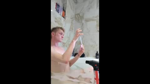 DippingDolly96 online show from 9, 2, 2026