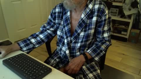 Snapshot of roaming_rob chatting on 28, 2, 2025 Rob online show from 28, 2, 2025