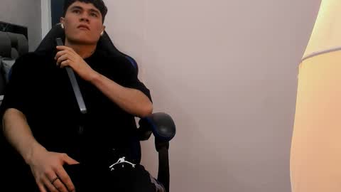 Roan Birkin online show from 23, 10, 2025