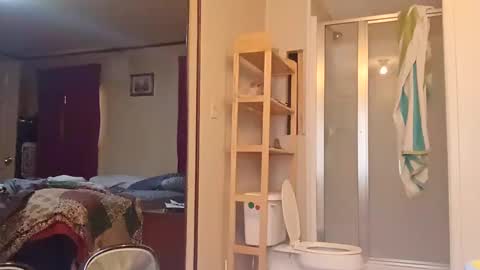 rob459470 online show from 14, 9, 2025