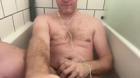Snapshot of robbiesmith1986891 chatting on 30, 12, 2024 Rob online show from 30, 12, 2024
