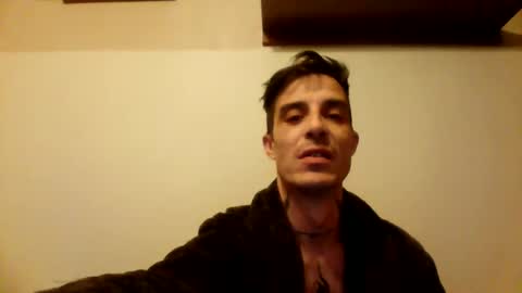 Snapshot of rober777xxl chatting on 4, 1, 2025 rober777xxl online show from 4, 1, 2025