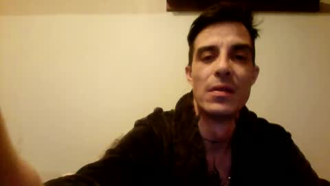 Snapshot of rober777xxl chatting on 5, 1, 2025 rober777xxl online show from 5, 1, 2025
