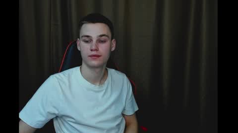 robert10211 online show from 21, 12, 2024