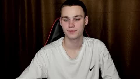 robert10211 online show from 22, 1, 2025