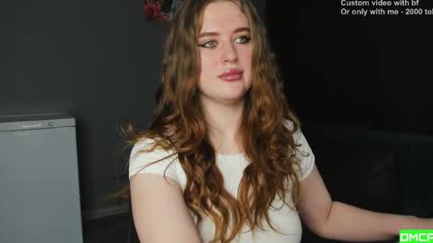 Lisa and Robert  i am online all days 900 am GMT3   online show from 13, 1, 2026