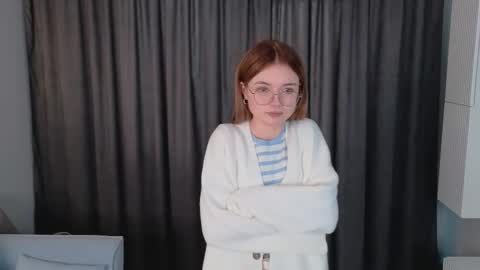 Snapshot of robert_richardss chatting on 3, 10, 2025 Martha online show from 3, 10, 2025