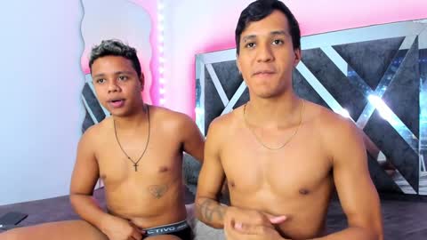 Robert Miller And Mael Thompson  online show from 15, 12, 2024