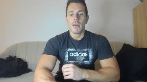 roberto4ever online show from 3, 1, 2025